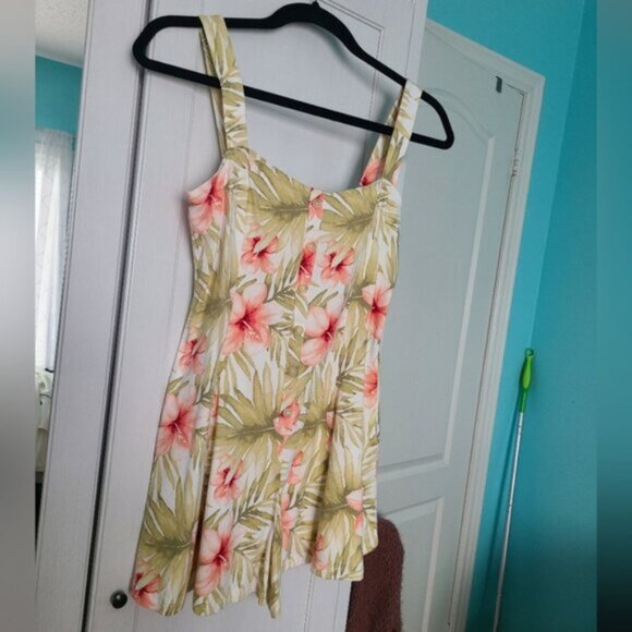 FOREVER 21 Pink Green Tropical Floral Vacation Summer Stretch Romper Jumpsuit - Picture 4 of 13